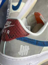 Кроссовки Nike Air Force 1 Low SP Undefeated 5 Dunk vs AF1 живое фото 4